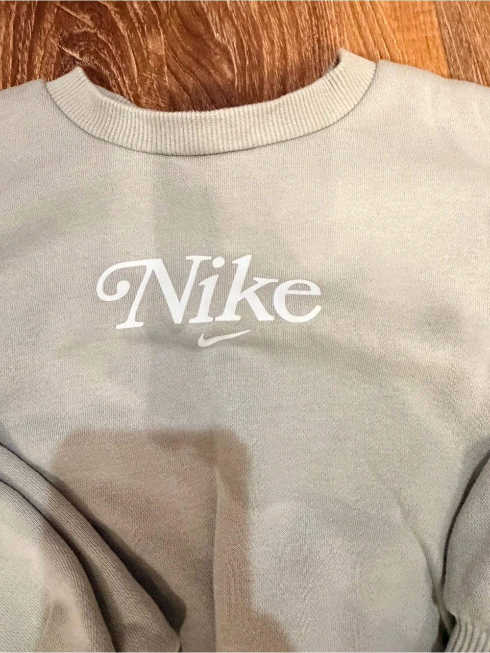 Nike Girls 4T Sage Green Fleece Sweatshirt & Flare Pants Set 🤍🌿